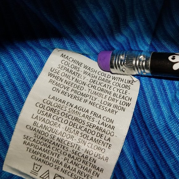 $5 SALE * Men's Medium Layer 8 Performance Qwick Dry blue tee - Picture 13 of 13